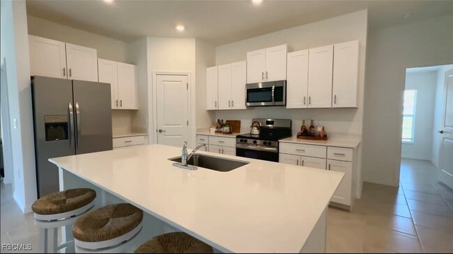 Building Photo - 17712 Paradiso Wy