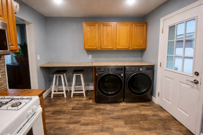 Photo - 53 Beech St Unit A