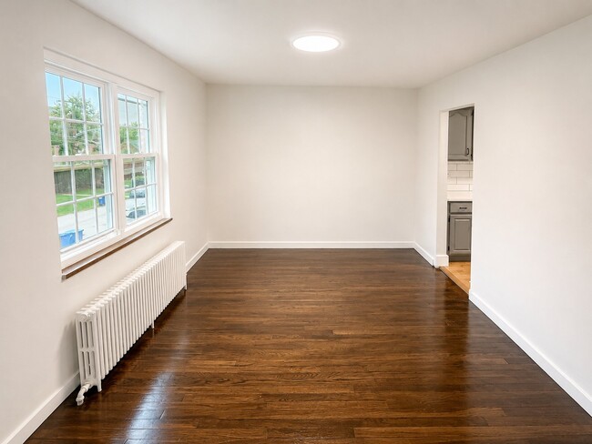 Photo - 146 Evaline St