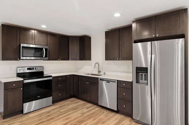 Photo - 2703 Q Ave