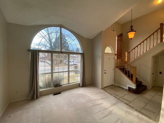Photo - NW Reno - Summit Ridge - 4 Bed 2.5 Bath