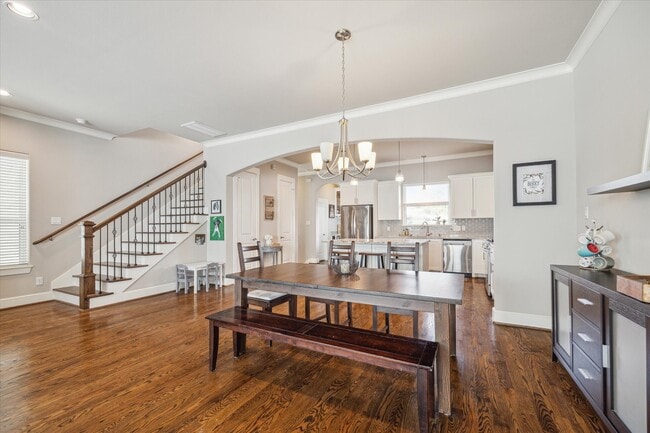 Photo - 829 Wakefield Dr