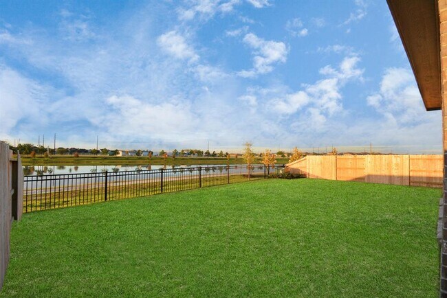 Photo - 18119 Grand Vista Hills Ln