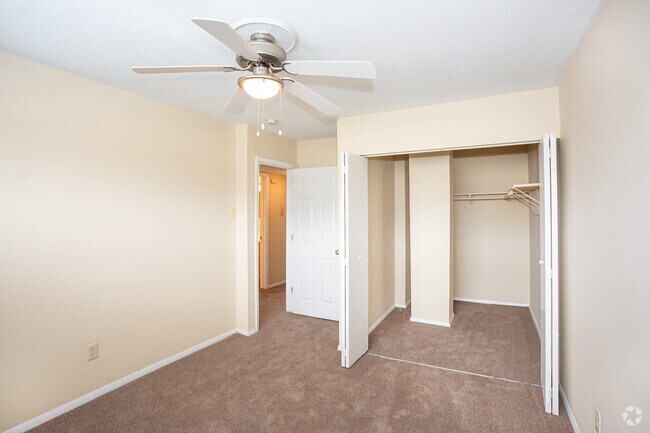 2HAB, 1BA - 717 ft²