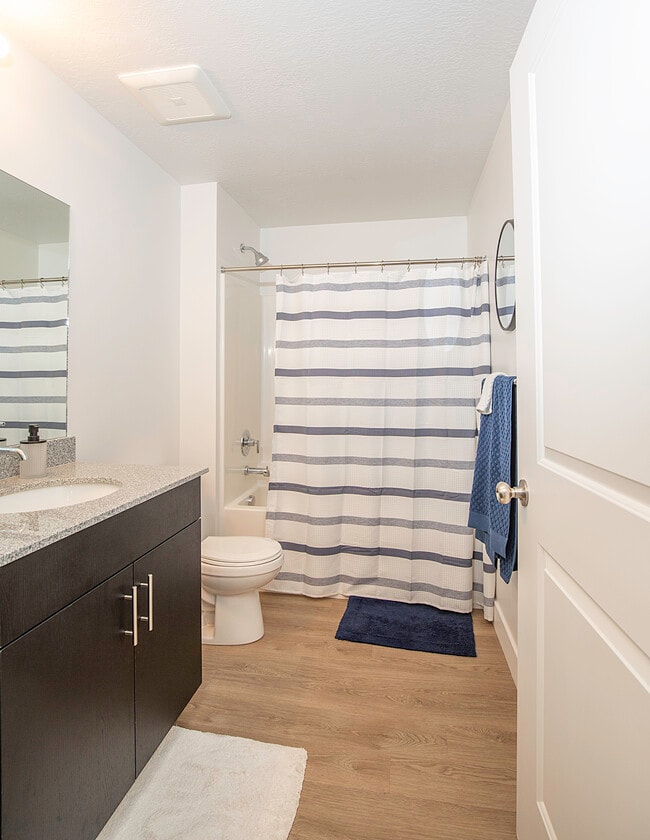 Bathroom - Lex Apartments