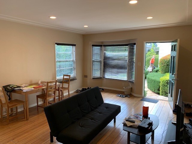 626-628 Midvale Ave