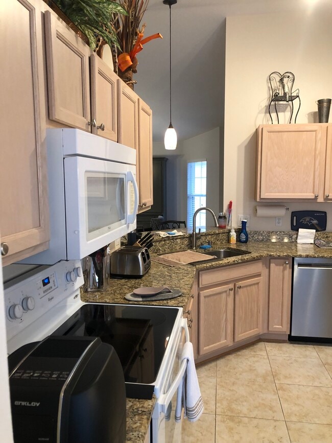 Photo - 304 Acadia Dr