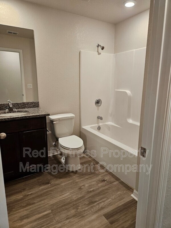 Photo - 1957 Laverna Ave