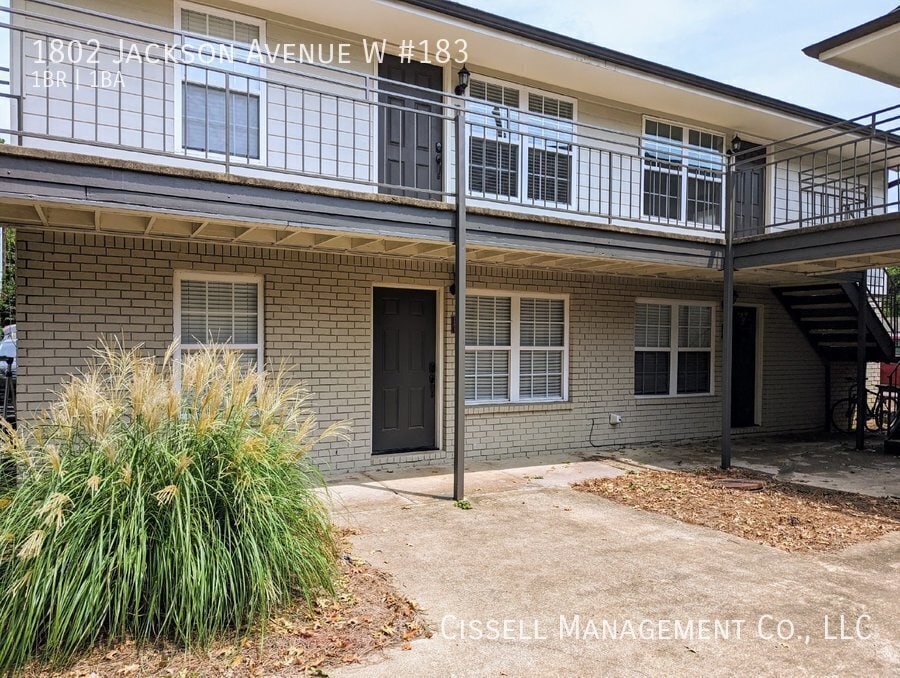 Photo - 1802 Jackson Avenue W #183-