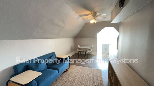 Photo - 923 Chislett St Unidad 3