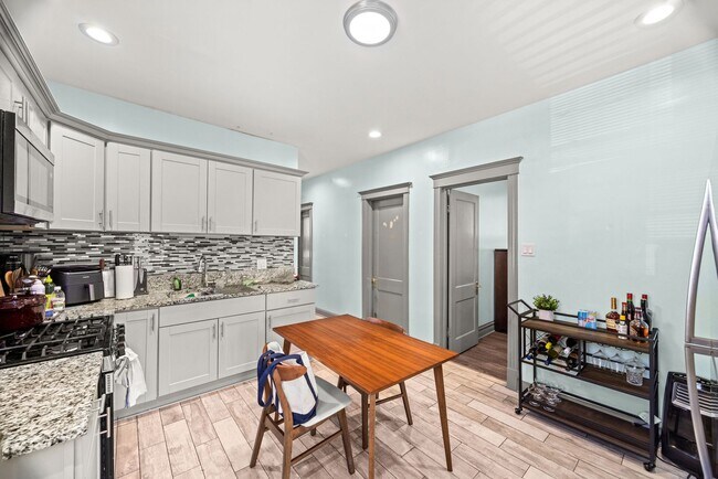 4104 W 24th Pl Unit 1