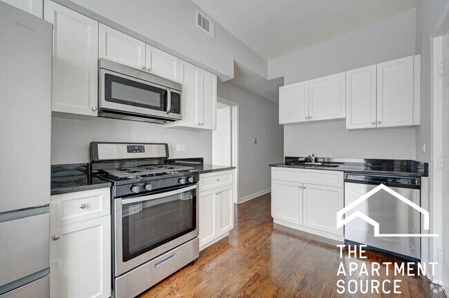 Building Photo - 1311 W Leland Ave Unit 2 Rental