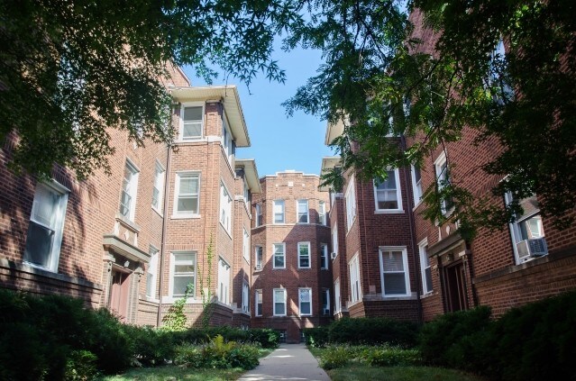 Photo - 1448 W Argyle St Apartment Unit 1450-2N