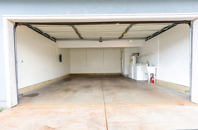 Photo - Island Living in the Heart of Ewa Beach - Alii Cove (3Bed/2Bath)