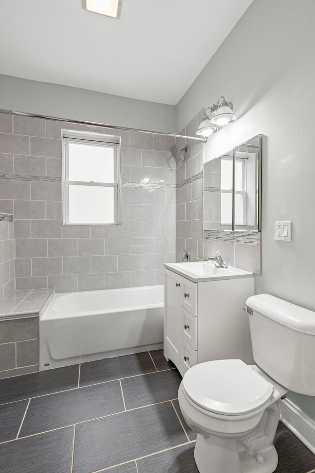 Photo - 3751 W Irving Park Rd Unit 1