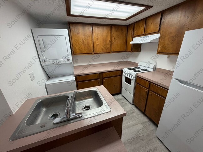 Photo - 1409 S Prince St