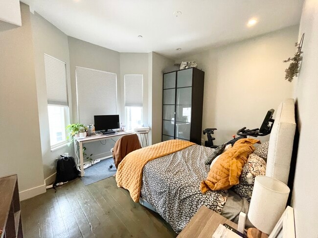 Photo - 24 Washburn St