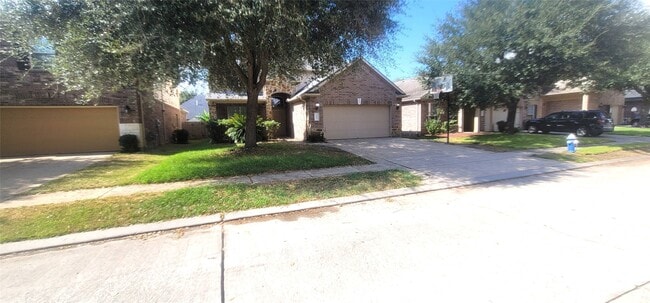 Photo - 6023 Schaumburg Dr