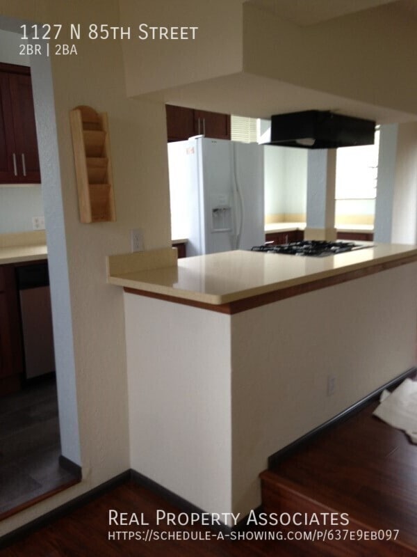 Photo - 1127 N 85th St