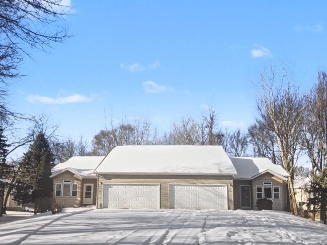 Photo - 6156-6158 Fairgrove St Unit 6156 Fairgrove St