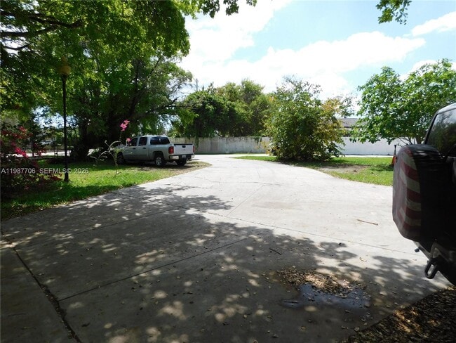 Photo - 6700 SW 97th Ave