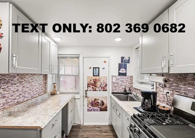 Photo - 812 65th Ave W