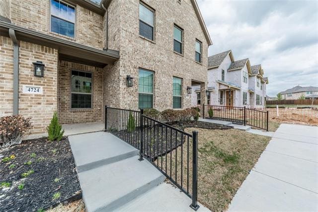 Photo - 4724 Ladrillo Ln