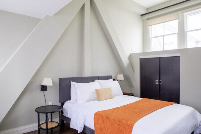 Photo - 225 E Michigan St Unidad SI ID1514881P