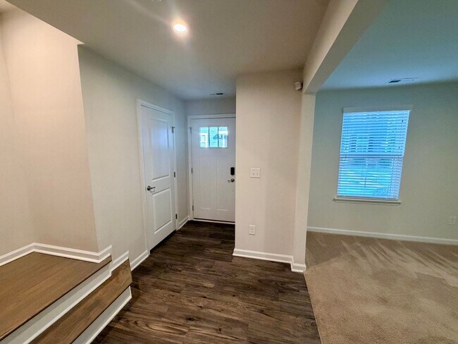 Photo - 1214 Ashbury St