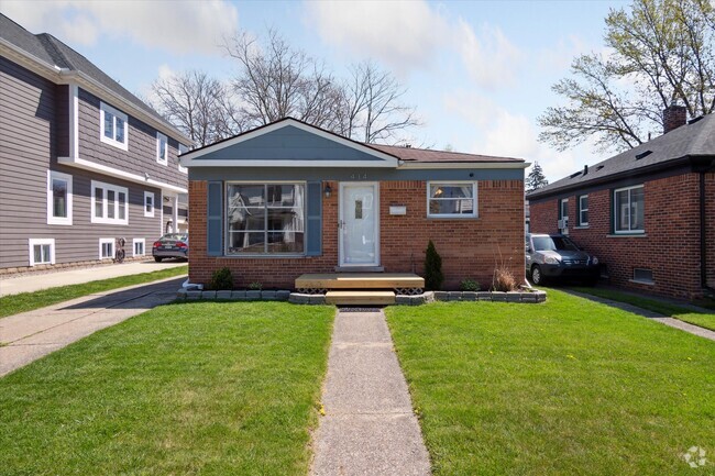 Building Photo - 414 Fairgrove Ave Rental
