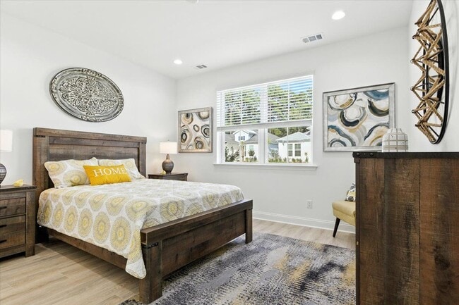 Photo - 35 Flip Side Ln