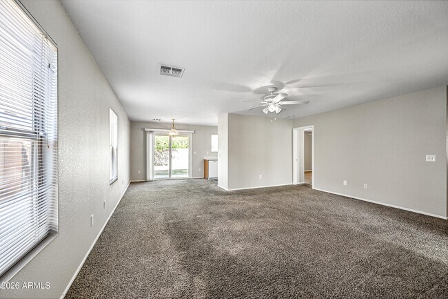 Photo - 625 S Heritage Dr