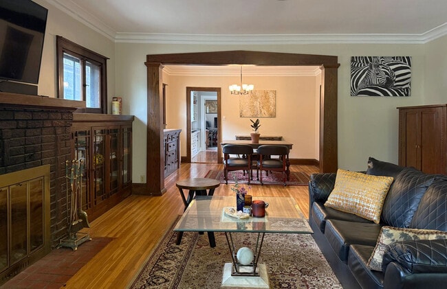 Photo - 3546 Harriet Ave Unit 3546