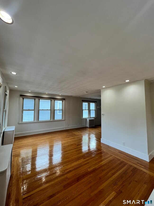 30 Coram St Unit 2