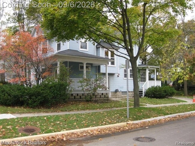 Building Photo - 287 Oakland Ave