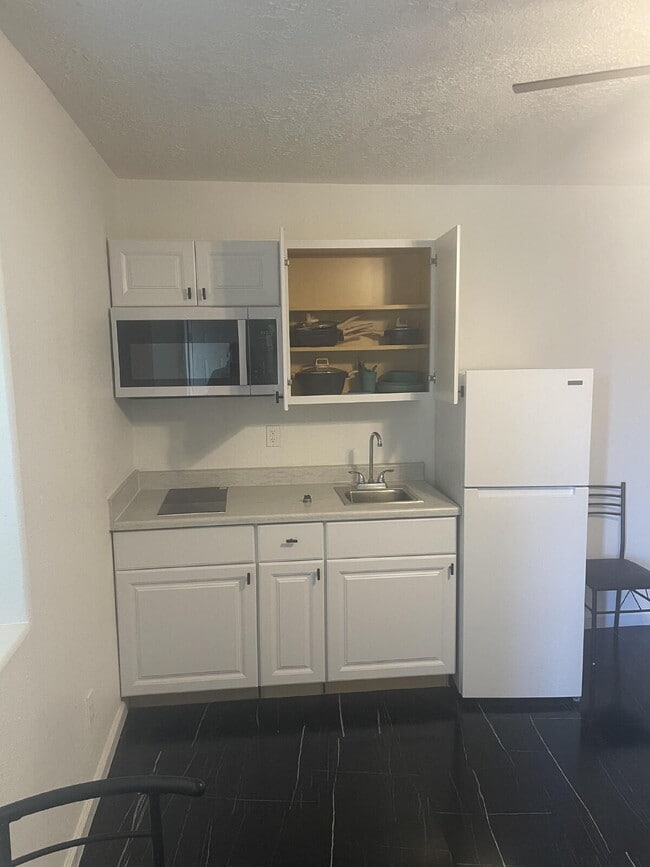 Photo - 521 Hoyt St Unit 1