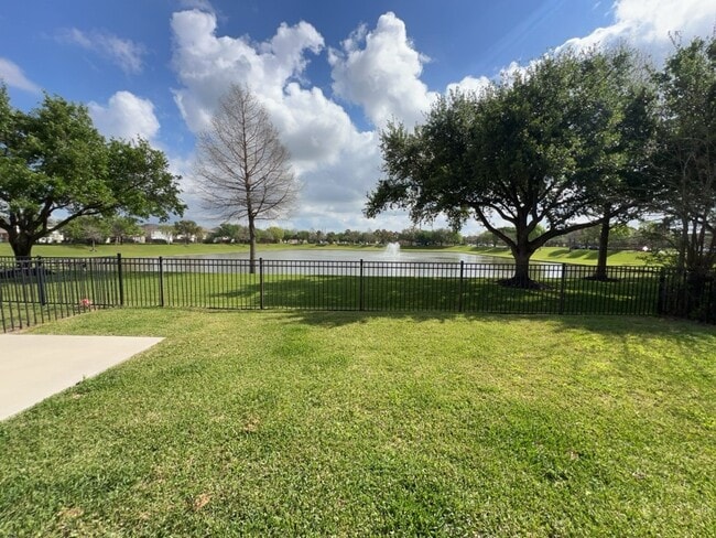 Photo - 19526 Hancock Oak St