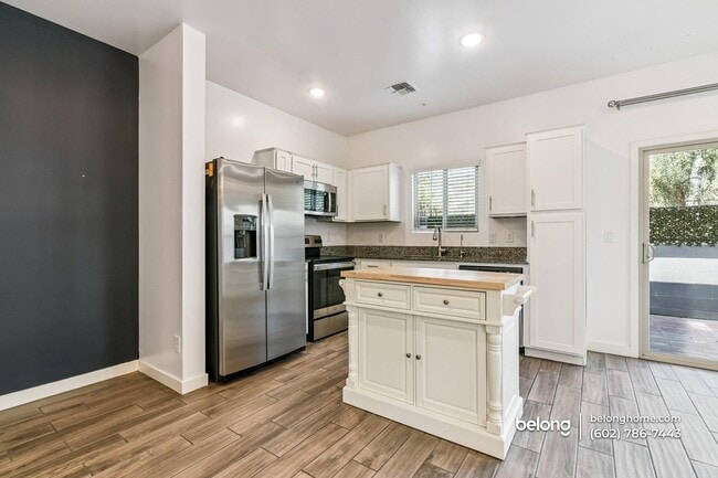 Photo - 8192 N 22nd Dr