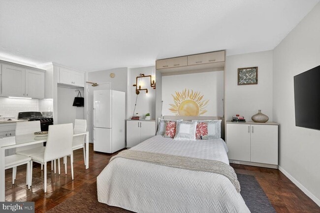 Photo - 4515 Willard Ave Unit 2105S