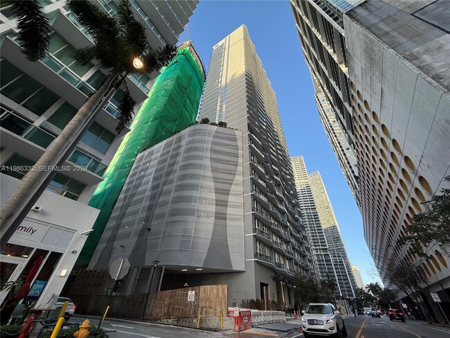 Photo - 77 SE 5th St Unidad 2015