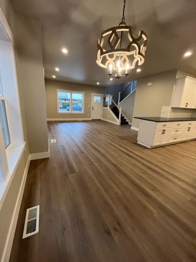 Photo - Coming Soon! 3 Bedroom 2.5 Bath Newberg OR