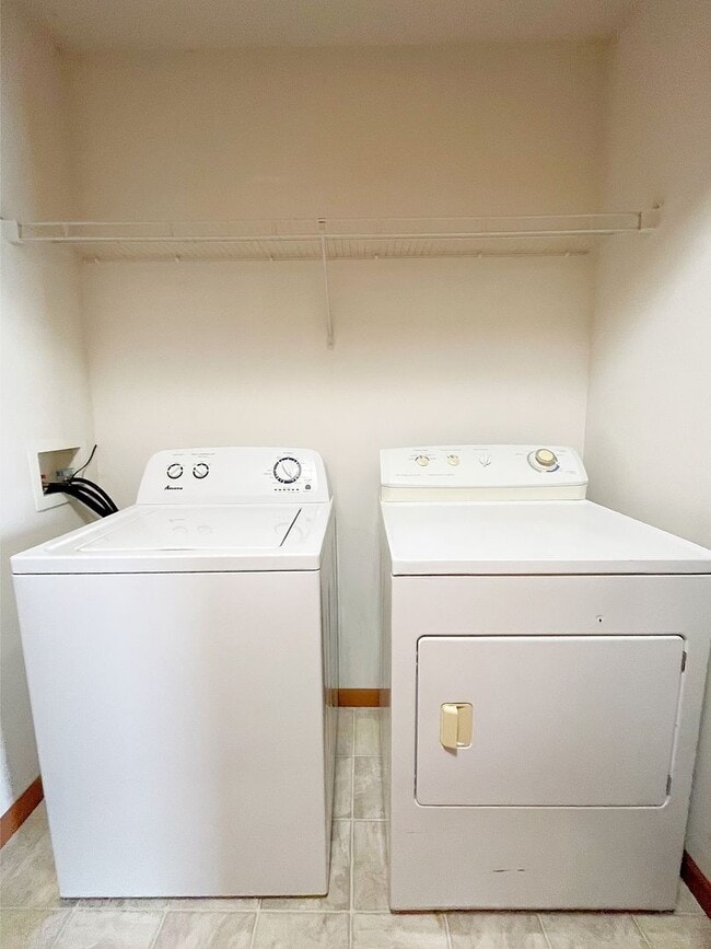 Photo - 3 Bedroom 3.5 Bath Townhouse