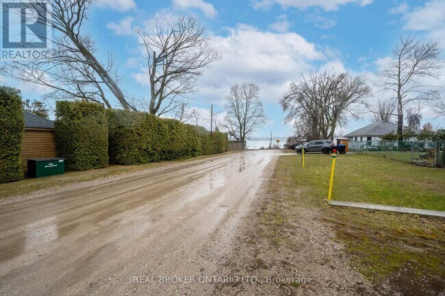 Photo - 1092 Alfred St