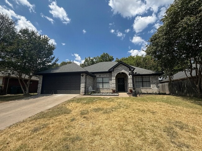 1708 Creekside Ave