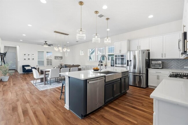 Photo - 8704 Apogee Blvd