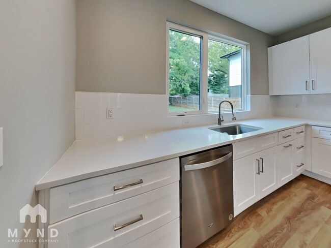 Photo - 1214 Garner Rd