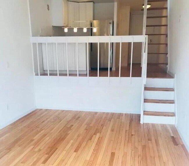 Photo - 234 E 23rd St Unit 6B