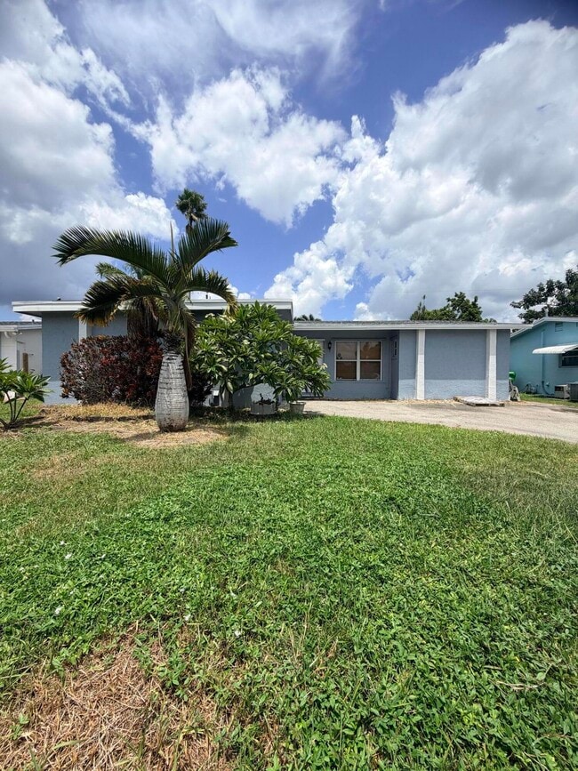 8381 NW 28th Pl