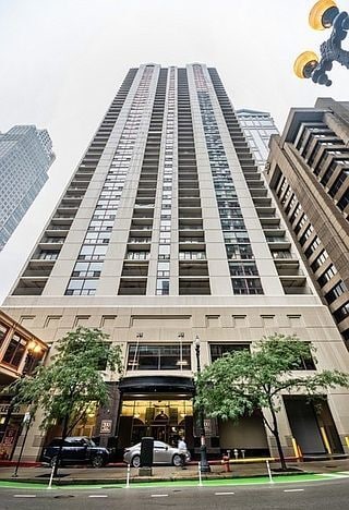 Photo - 200 N Dearborn St Unidad 801 Rental
