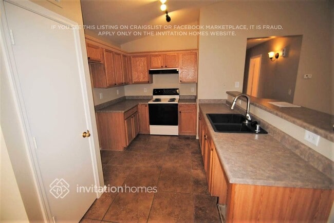 Photo - 12470 W Hearn Rd